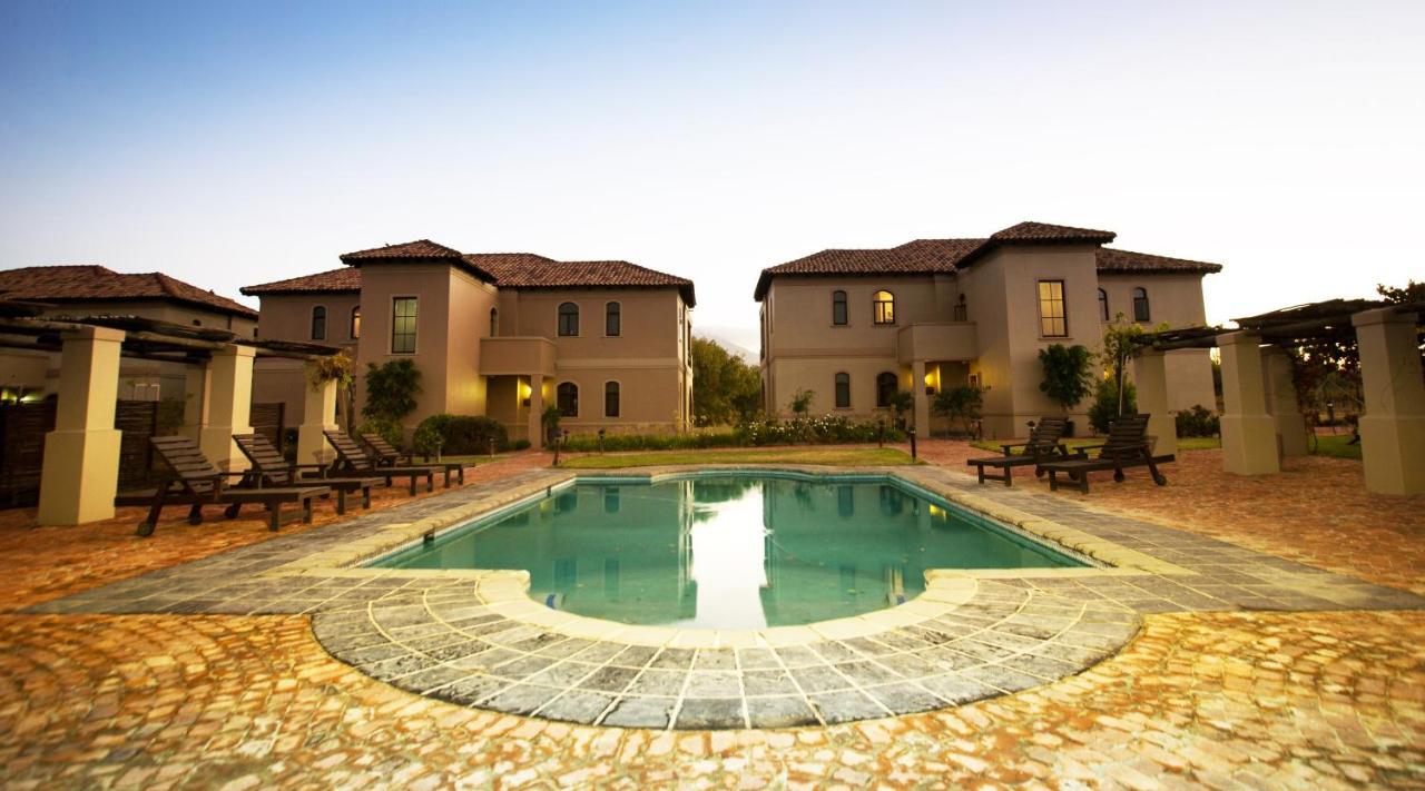 La Bella Vita Studios Paarl Luaran gambar
