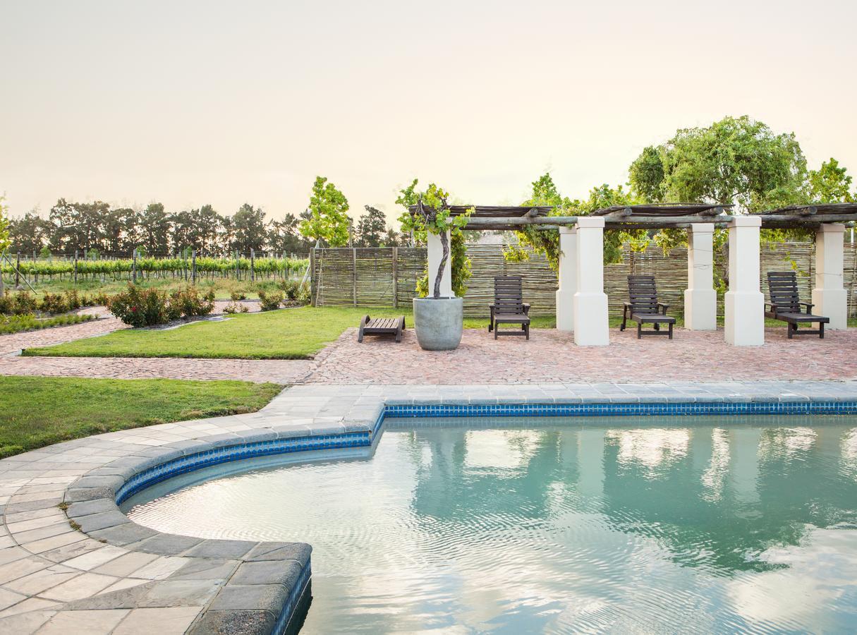 La Bella Vita Studios Paarl Luaran gambar